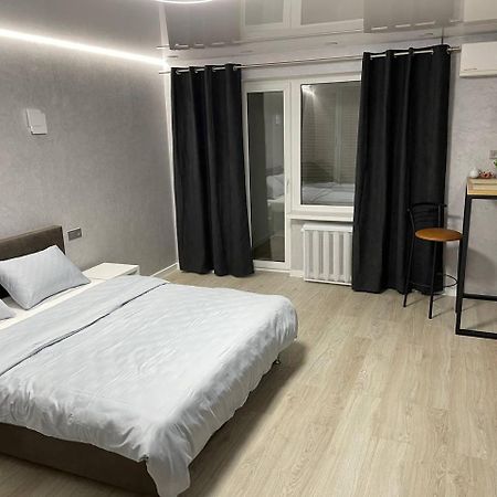 Apartcenter Вип Апартаменты В Центре Города На Гагарина 크리보이 로그 외부 사진
