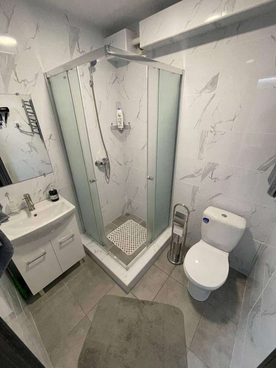 Apartcenter Вип Апартаменты В Центре Города На Гагарина 크리보이 로그 외부 사진